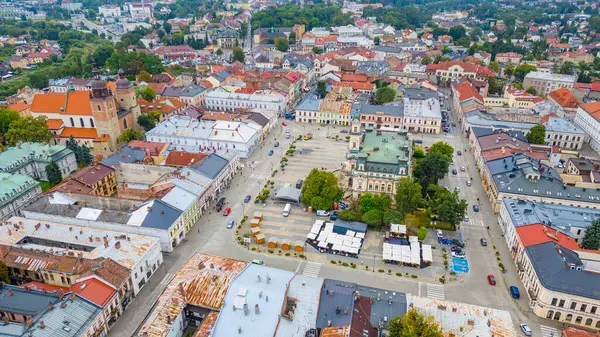 Poland.IMAGE 'deki eski Nowy Sacz kasabasının panorama manzarası