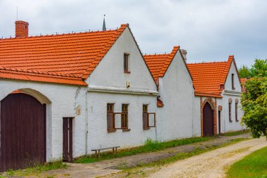 Nowy Sacz, Poland.IMAGE 'deki Sadecki Ethnographic Park' taki tarihi binalar.