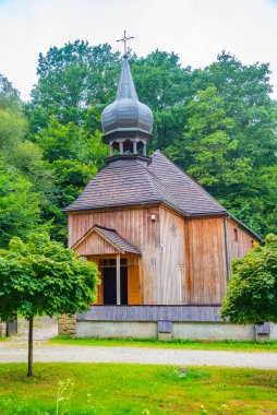 Nowy Sacz, Poland.IMAGE 'deki Sadecki Ethnographic Park' taki tahta kilise.