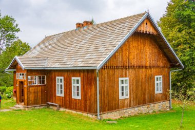 Nowy Sacz, Poland.IMAGE 'deki Sadecki Ethnographic Park' taki tarihi binalar.