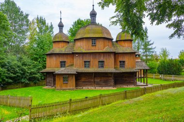 Lublin Köyü Açık Hava Müzesi, Poland.IMAGE 'deki Yunan Katolik İsa' nın Doğumu Kilisesi.
