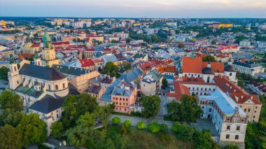 Eski Lublin, Poland.IMAGE kasabasının günbatımı manzarası.