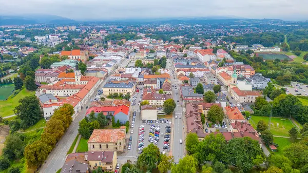 Poland.IMAGE 'deki eski Nowy Sacz kasabasının panorama manzarası