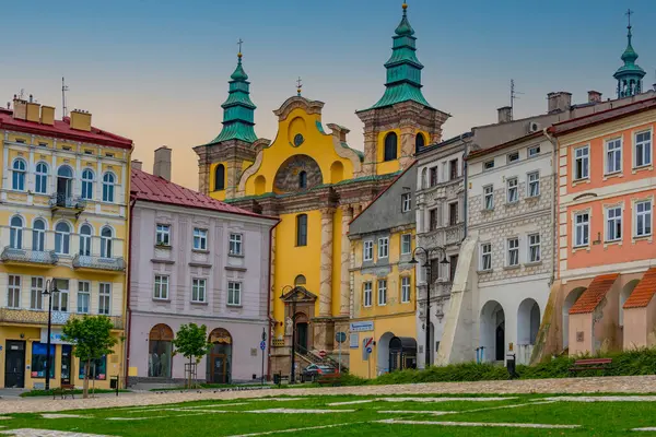 Przemysl, Poland.IMAGE 'deki Rynek Meydanı ve Fransisken Manastırı