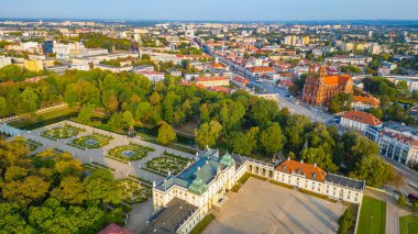 Bialystok, Poland.IMAGE Branicki sarayının gün doğumu manzarası