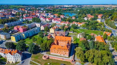 Poland.IMAGE 'deki Ketrzyn kalesinde yaz günü.