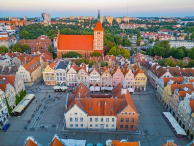 Poland.IMAGE 'de Olsztyn' in günbatımı manzarası