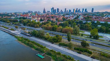Poland.IMAGE Varşova 'da günbatımı manzarası