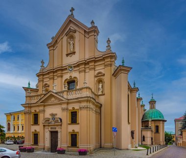 Poland.IMAGE 'deki Przemysl katedralinin panorama görüntüsü