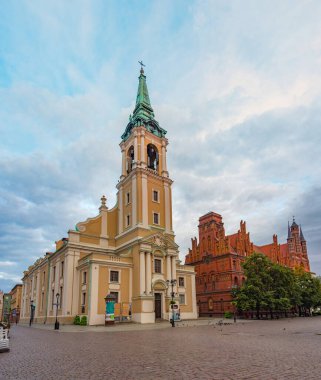 Torun 'daki Kutsal Ruh Kilisesi, Poland.IMAGE