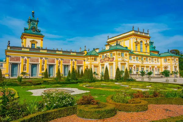 Varşova, Poland.IMAGE Wilanow Sarayı 'nda yaz günü.