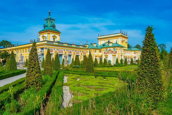 Varşova, Poland.IMAGE Wilanow Sarayı 'nda yaz günü.