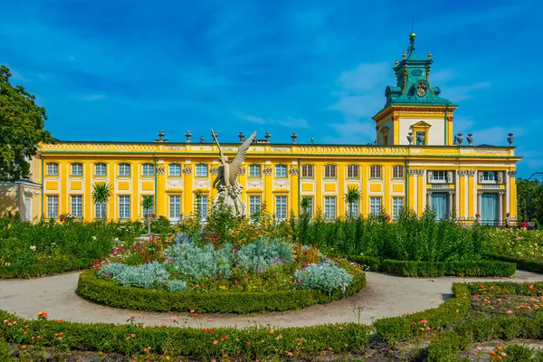 Varşova, Poland.IMAGE Wilanow Sarayı 'nda yaz günü.
