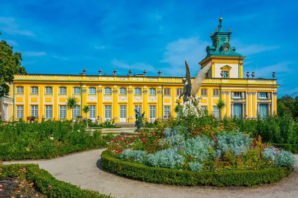Varşova, Poland.IMAGE Wilanow Sarayı 'nda yaz günü.