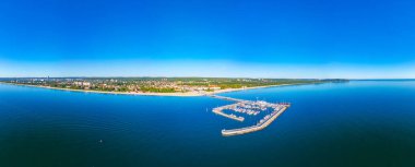 Sopot, Poland.IMAGE 'deki iskele ve marina manzarası