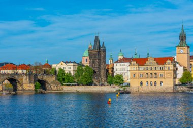Çek Cumhuriyeti Prag 'daki Charles bridge ve Bedrich Smetana Müzesi.