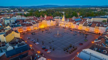 Çek Cumhuriyeti 'nin Ceske Budejovice kentindeki ana meydanın gündoğumu manzarası.