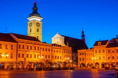 Çek Cumhuriyeti, Ceske Budejovice 'deki Aziz Nicholas Kilisesi' nin gündoğumu.