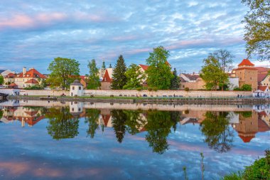 Malse 'nin Riverside' ı Ceske Budejovice, Çek Cumhuriyeti 'nden geçiyor.