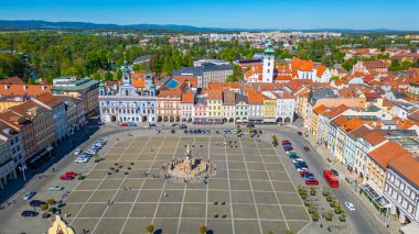 Çek Cumhuriyeti Ceske Budejovice 'deki ana meydanın panoraması.