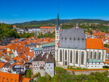 Çek Cumhuriyeti Cesky Krumlov 'daki Aziz Vitus Kilisesi.