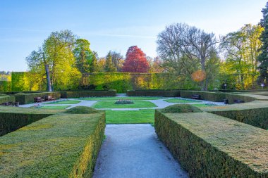 Çek Cumhuriyeti 'ndeki Cesky Krumlov şatosu parkı.