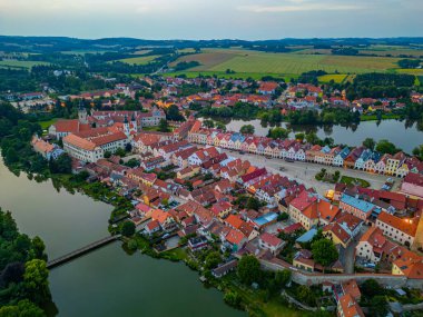 Çek şehri Telc.IMAGE 'in günbatımı manzarası