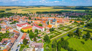 Çek Cumhuriyeti 'nde Jaromerice na Rokytnou Panorama görüşü.