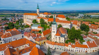 Çek Cumhuriyeti 'nden Mikulov' un hava manzarası.