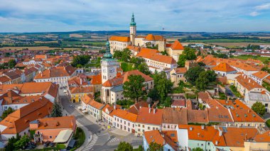 Çek Cumhuriyeti 'nden Mikulov' un hava manzarası.