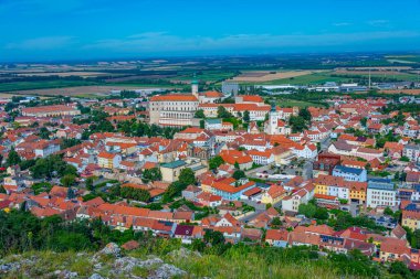 Çek Cumhuriyeti 'nden Mikulov' un hava manzarası.