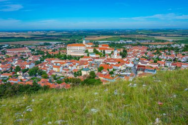 Çek Cumhuriyeti 'nden Mikulov' un hava manzarası.