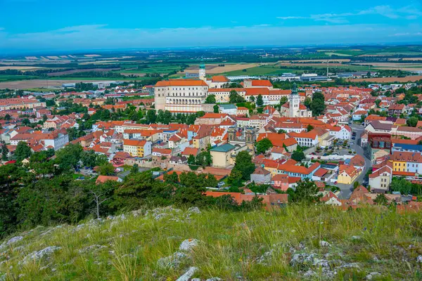 Çek Cumhuriyeti 'nden Mikulov' un hava manzarası.