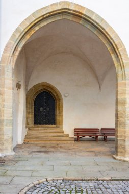 Pardubice Şatosu Avlusu - Çek Cumhuriyeti 'nin Pardubice bölgesindeki Doğu Bohemya Müzesi.