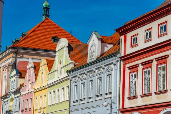 Çek Cumhuriyeti, Domazlice Barış Meydanı 'ndaki renkli evler.