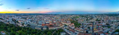 Çek Cumhuriyeti 'nin eski Brno kentinin günbatımı manzarası.