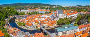 Çek Cumhuriyeti 'nde Cesky Krumlov' un Panorama görünümü.