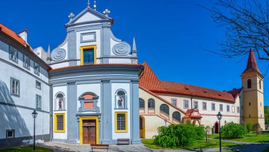 Çek Cumhuriyeti 'ndeki Cesky Krumlov' daki Minorite Manastırı.