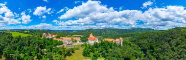 Çek Cumhuriyeti 'ndeki Veveri kalesinin Panorama manzarası.