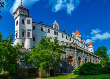 Çek Cumhuriyeti 'nin Benesov u Prahy yakınlarındaki Konopiste Sarayı.
