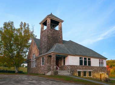 Antrim. New Hampshire 'da. ABD - 06 Ekim 2022 - Haç mezhep dışı kilisede