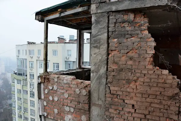 Andares Superiores Edifício Residencial Distrito Solomyanskyi São Fortemente Danificados Pela Fotografia De Stock