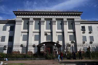 Rusya 'nın Kyiv Büyükelçiliği, Mariupol garnizonunun Ukrayna askerlerinin 4 Ağustos 2024' te Ukrayna 'nın başkenti Kyiv' deki Rus esaretinden geri dönmesi yönünde çağrıda bulundu.. 