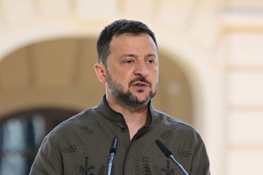 KYIV, UKRAINE - 20240824: Ukrayna Cumhurbaşkanı Volodymyr Zelenskyy, Ukrayna 'nın bağımsızlığının 33. yıldönümü hakkında 24 Ağustos 2024 tarihinde Ukrayna' nın başkenti Kyiv 'de düzenlenen ortak brifinge katıldı..