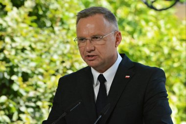 KYIV, UKRAINE - 20240824: Polonya Cumhurbaşkanı Andrzej Duda, Ukrayna 'nın bağımsızlığının 33. yıldönümünde Ukrayna' nın başkenti Kyiv 'de düzenlenen ortak brifinge katıldı..