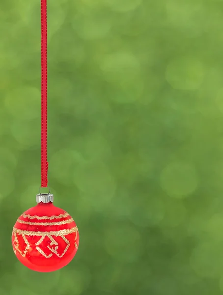 Fondo Vertical Navidad Con Colgante Rojo Oro Bola Navidad Espacio —  Fotos de Stock