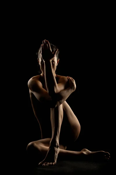Silhouette Unrecognizable Nude Woman Posing Shadows Black Studio Background — Stock Photo, Image