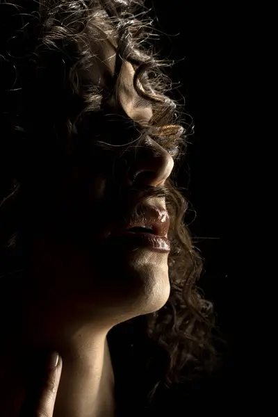 Sensual Profile Silhouette Portrait Dark Studio Background — Stock Photo, Image