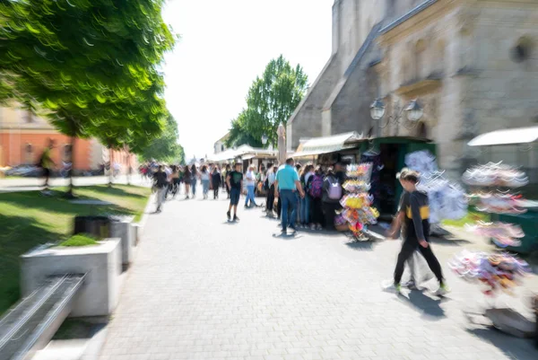 People Walking Street Motion Blur Defocused Image Blurred Crowd — Stock Photo, Image