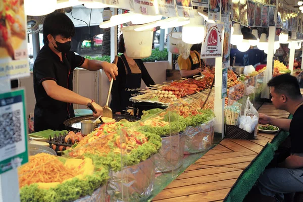 Bangkok Tailândia Março5 2023 Chefs Cozinhar Loja Comida Rua Com — Fotografia de Stock